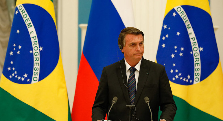 ..Bolsonaro diz não ver motivos para conversar com presidente da Ucrânia